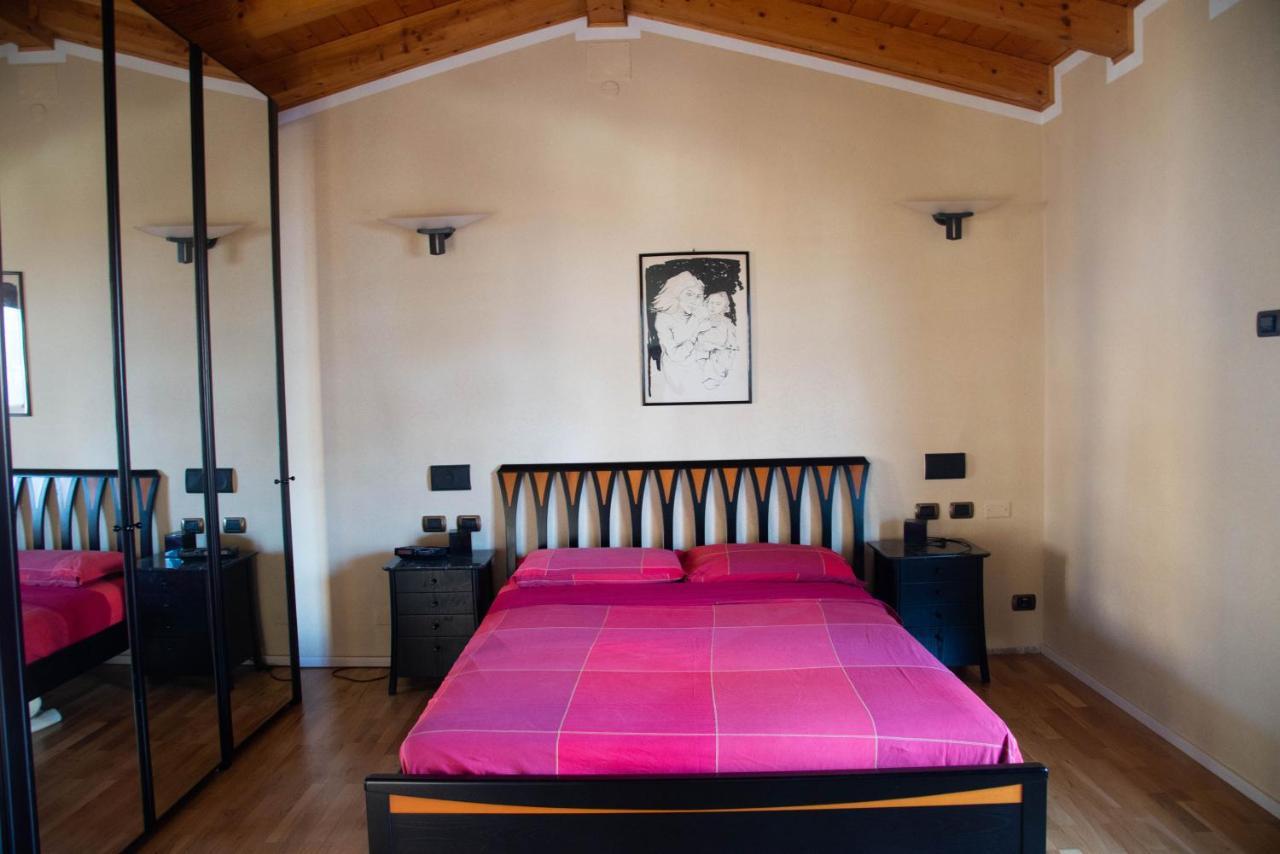 Guesthouse "Villa Tamas" Limone sul Garda Exterior foto